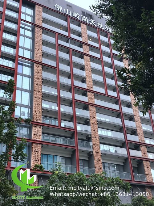 Ultime notizie aziendali su progetto di copertura di rivestimenti in alluminio in Cina