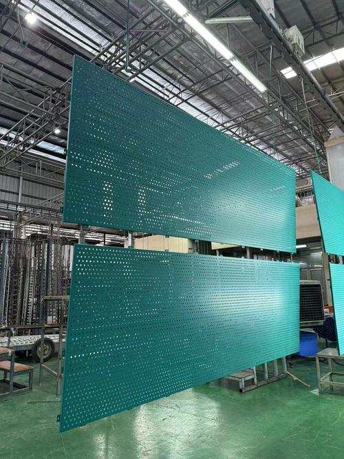 Ultime notizie aziendali su Siete alla ricerca di soluzioni di rivestimento in alluminio di prim'ordine per trasformare i vostri progetti architettonici?