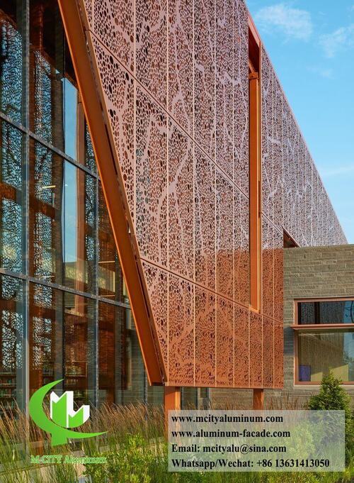 Ultime notizie aziendali su Quanto costa un pannello in alluminio? Fattori chiave e guida al budget