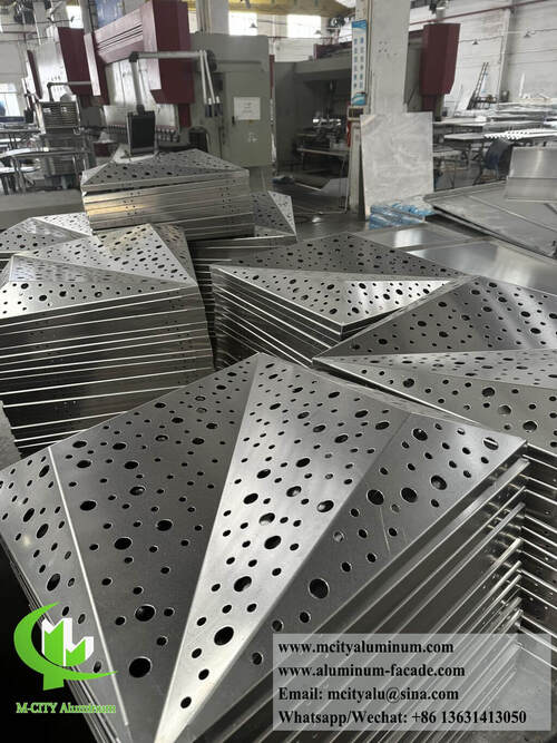 Ultime notizie aziendali su Perché scegliere il rivestimento in alluminio massiccio rispetto ad altre opzioni?