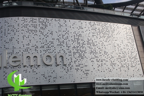 Pareti esterne rivestimento metallo facciate in alluminio perforato disegno PVDF Sliver colore