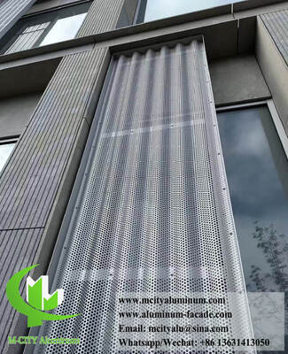 Qualità  Custom Perforated Curved Aluminum Panels with Powder Coated 3003-H24 Aluminum Alloy for Architectural Cladding Fabbrica