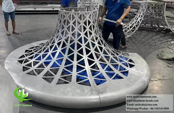 Prezzo buono Soluzioni di rivestimento per facciate e colonne in alluminio a doppia curvatura in linea