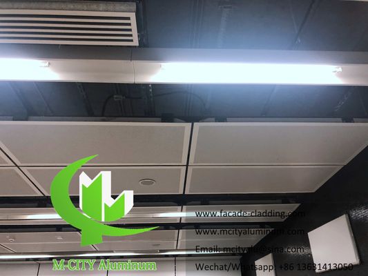 Prezzo buono Pannello di facciata di alluminio perforato rivestito in polvere con spessore di 3 mm per rivestimenti architettonici in linea