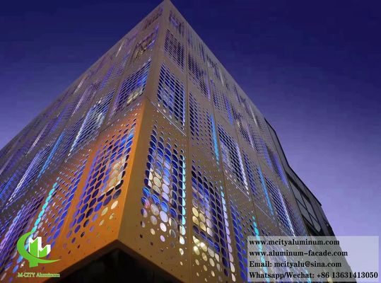 Prezzo buono pannelli per pareti metalliche perforate di lamiera di alluminio per architettura in linea