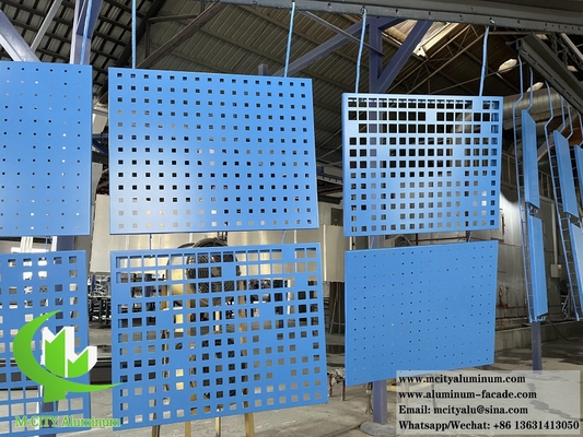 Pannello di rivestimento di pareti di alluminio massiccio esterno con modello perforato colore blu PVDF