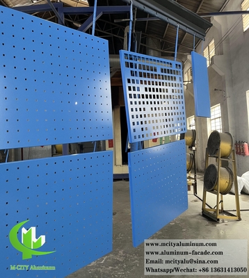 Pannello di rivestimento di pareti di alluminio massiccio esterno con modello perforato colore blu PVDF