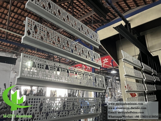 Fogli di alluminio tagliati CNC per la decorazione dei rivestimenti murali Spessore 3 mm
