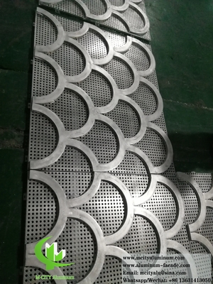 Perforazione di lamiere di alluminio in polvere di schermo rivestito per pannelli di parete esterne