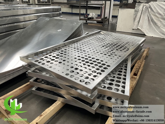 Sistema di facciata in lamiera di alluminio con rivestimento metallico perforato di qualità 3 mm per l'esportazione