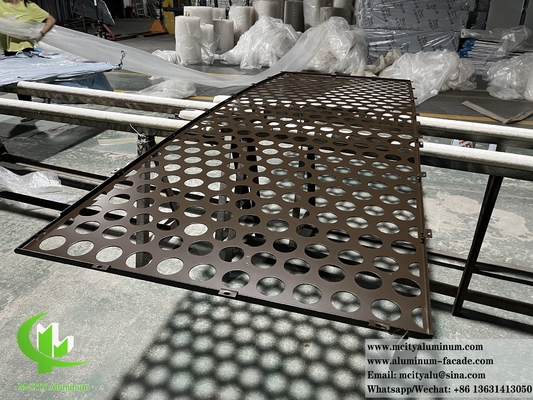 Perforazione CNC di lamiere di metallo schermo di alluminio per decorazione di facciate murali