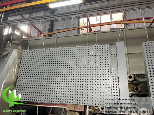 Perforazione di lamiere di alluminio rivestimento metallico per soffitti o facciate in polvere