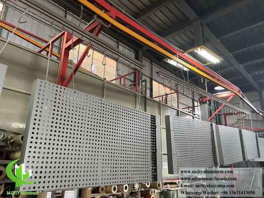 Perforazione di lamiere di alluminio rivestimento metallico per soffitti o facciate in polvere
