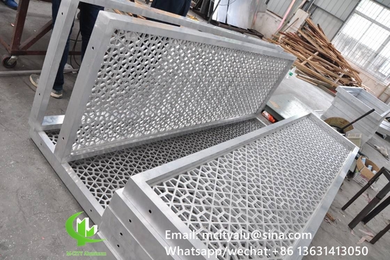 pannello di parete in alluminio a schermo cavo per rivestimento di parete a tenda di facciata pannello di parete con schermo perforato di spessore 2 mm