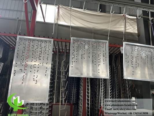 pannello in alluminio massiccio con rivestimento metallico di colore dorato con modello di perforazione