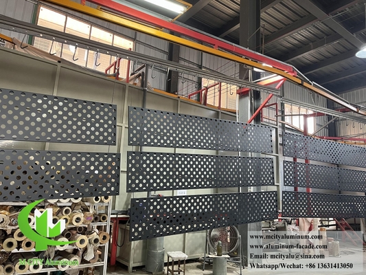 pannello in alluminio massiccio con rivestimento metallico di colore dorato con modello di perforazione