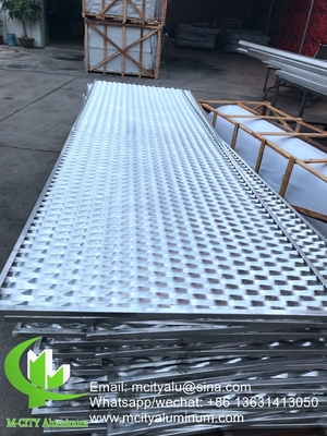 metallo pannello perforato in alluminio per schermo di privacy facciata recinzione con schermo di perforazione metallica di spessore 2 mm