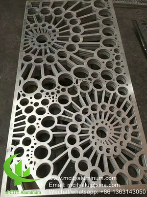Legno di alluminio perforato per schermo di protezione della privacy della finestra recinzione con schermo di taglio laser di spessore 2 mm