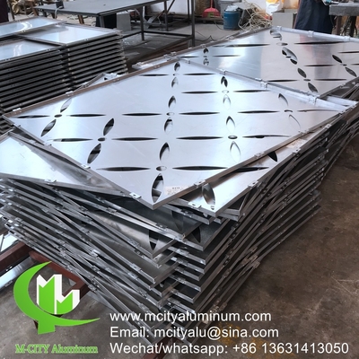 pannello perforato in alluminio pannello di rivestimento per pareti di facciata in alluminio con supporto per edifici o soffitti
