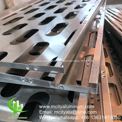 pannello perforato in alluminio pannello di rivestimento per pareti di facciata in alluminio con supporto per edifici o soffitti