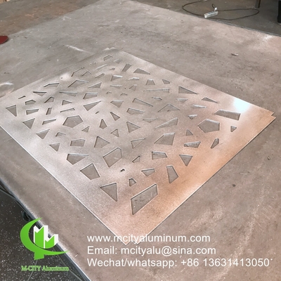 2 mm pannello decorativo per facciata perforata in alluminio per rivestimento di facciata per pareti a tenda pannello murario perforato