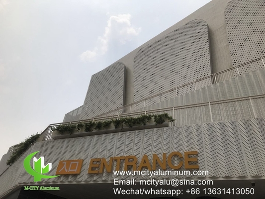 Cina pannello di rivestimento di pareti di facciata in alluminio copertura esterna per l'edificio copertura anteriore esterna