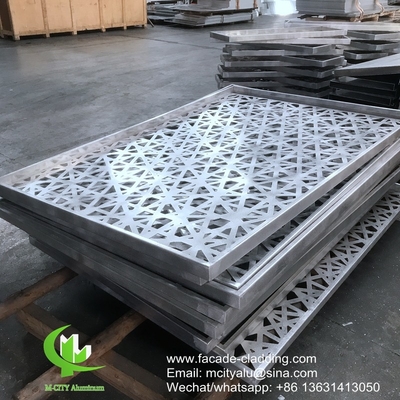 pannello di rivestimento perforato in alluminio metallico con fori rotondi perforazione utilizzata per la facciata dell'edificio