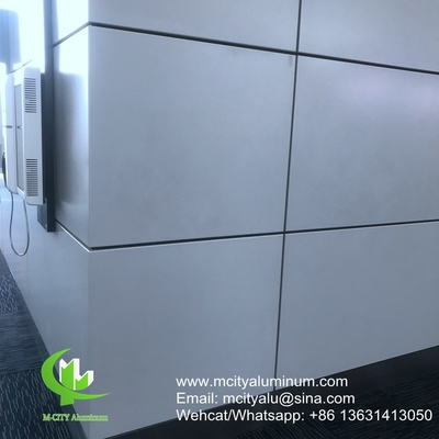 PVDF Disegni perforati in alluminio metallico utilizzati per la decorazione delle facciate degli edifici