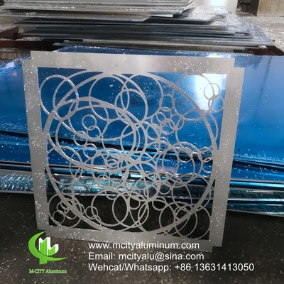 Rivestimenti per facciate di pannelli di alluminio metallici per pareti a tenda di pannelli di alluminio massicci per rivestimento di facciate