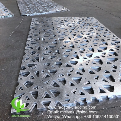 vernice di colore bianco rivestimento di pannelli perforati in alluminio metallico per rivestimento esterno di facciata