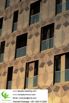 colore dorato Rivestimento di facciata perforato in alluminio metallico per rivestimento esterno di facciata