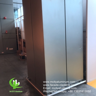 Rivestimenti per facciate di pannelli di alluminio metallici per pareti a tenda di pannelli di alluminio massicci per rivestimento di facciate