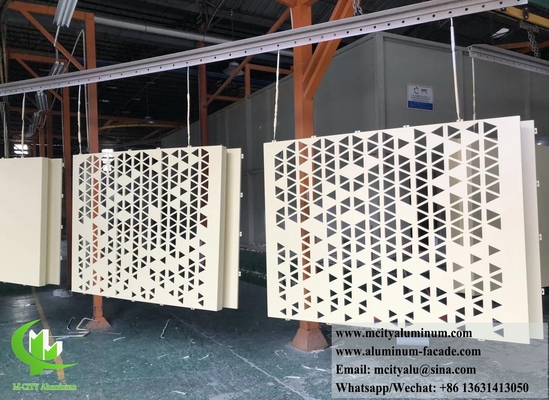 Taglio laser di facciate metalliche pannelli di alluminio foglio con modello