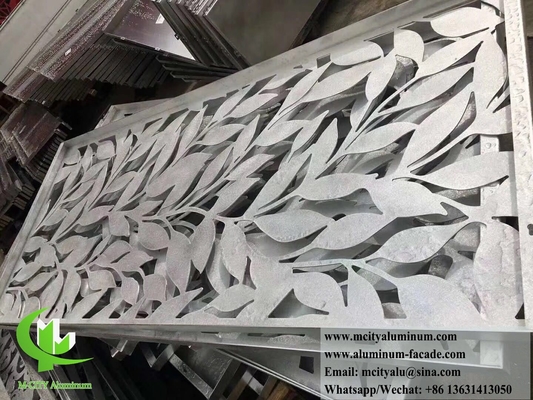 Taglio laser di facciate metalliche pannelli di alluminio foglio con modello