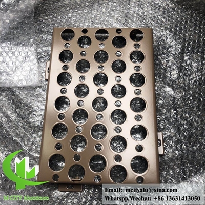 Fassata di alluminio perforato per rivestimenti murali con rivestimento in polvere esterno