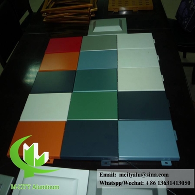 Pareti di alluminio perforato Fassate metalliche in alluminio per soffitti