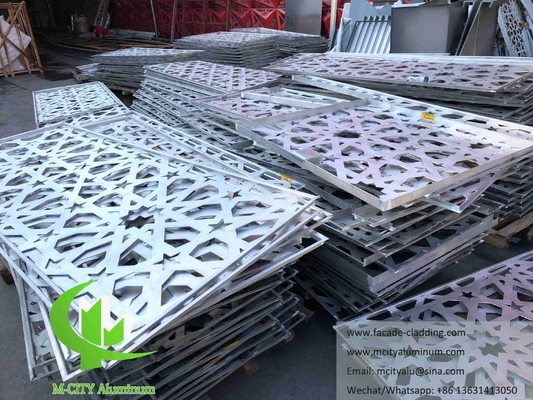 Fogli di alluminio per la decorazione dei rivestimenti murali