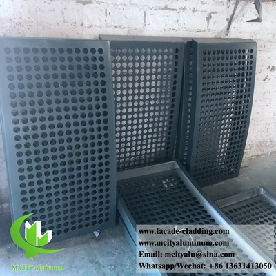 Fassate metalliche a foglio di alluminio massiccio con perforazione a pannelli decorativi