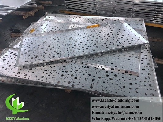 Parete tenda da pannello metallico a pannello massiccio di alluminio per rivestimento di facciata per uso esterno duraturo