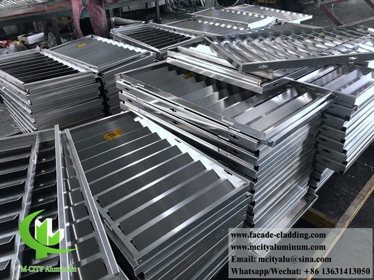 Architettura di metallo di facciata rivestimento foglio di legno colore di grano AC pannello di lamina per l'ombra del sole