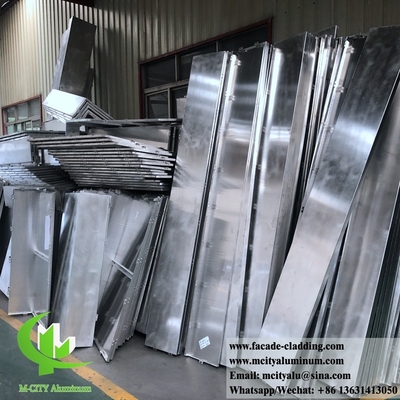 Parete tenda a pannelli metallici CNC di alluminio fluorocarbonio perforato per rivestimento di facciate