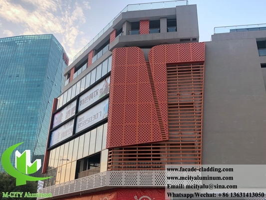 Cina pannelli di rivestimento metallici perforati facciate metalliche di lamiera di alluminio 3 mm