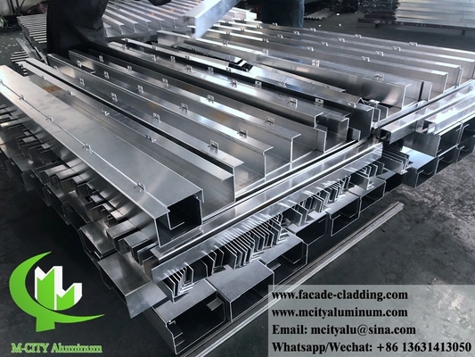 Fabbrica di rivestimenti metallici