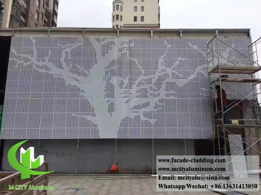 pannelli di rivestimento metallici perforati facciate in alluminio fornitore a Guangzhou Cina