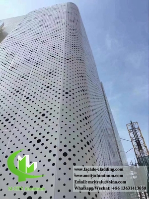 Progetto di rivestimento murale in alluminio per facciata in lamiera perforata da 3 mm