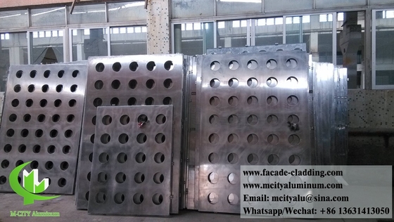 pannello metallico a schermo perforato in alluminio per rivestimenti murali e facciate a base di alberi