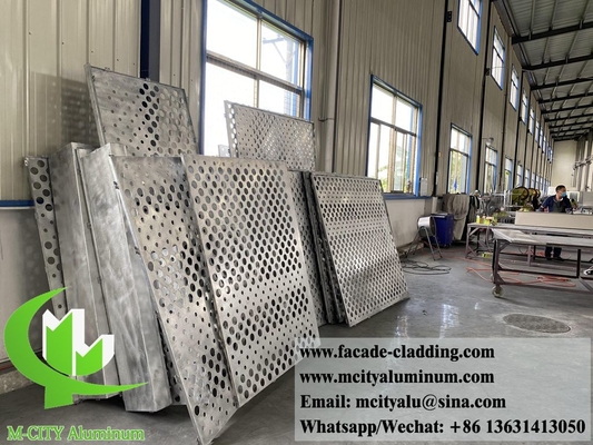 Foglio di alluminio per rivestimento delle facciate degli edifici, per schermo metallico perforato, spessore 3 mm