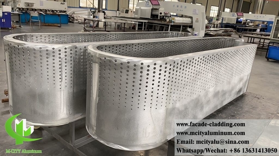Fassate in alluminio rivestite in metallo di colore blu buchi rotondi modelli di perforazione