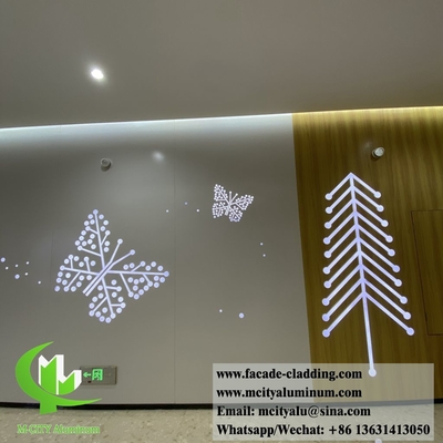 Rivestimenti per pareti in alluminio massiccio di colore grano di legno per la decorazione delle pareti interne in legno