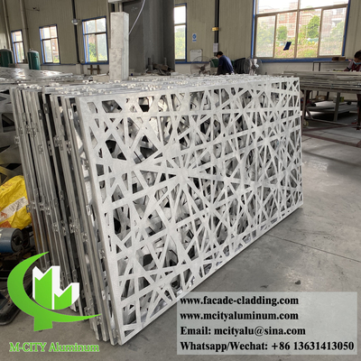 Materiale di alluminio per schermo metallico decorativo tagliato al laser spessore 2 mm 1 m x 2 m